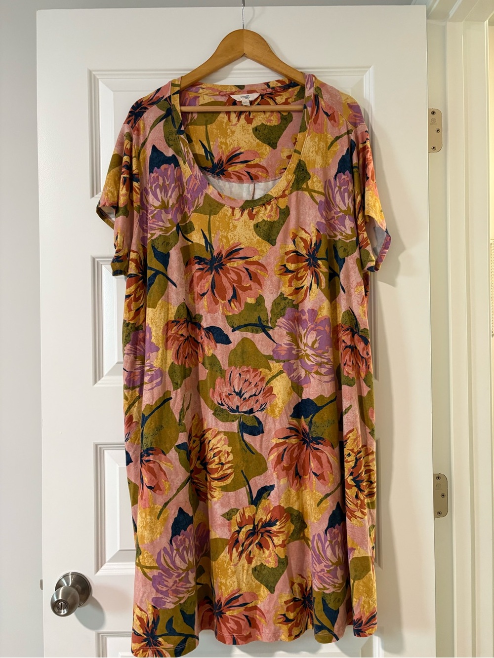 EUC Floral Scoop Neck Women's Plus Size Floral Dress Size 2X